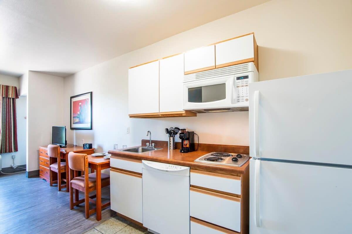 Vistas 107- Modern Studio Sleeps 3 With Style Sierra Vista Extérieur photo
