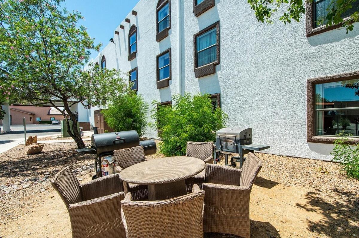 Vistas 107- Modern Studio Sleeps 3 With Style Sierra Vista Extérieur photo